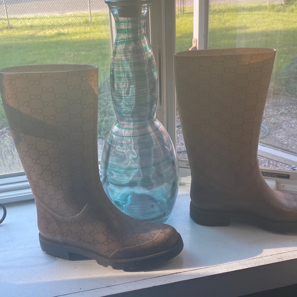 Gucci rain boots